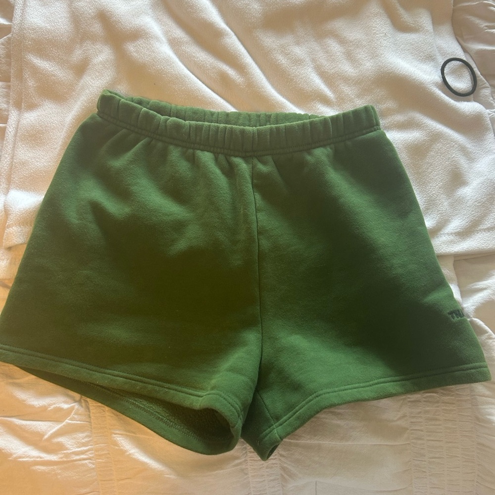 Aritzia sweatshorts